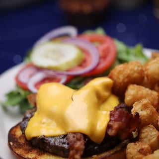 Legends Burger